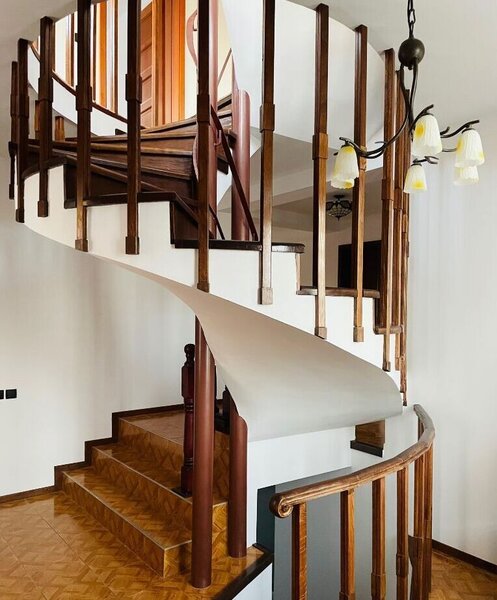 Colentina casa single 4 camere si garaj