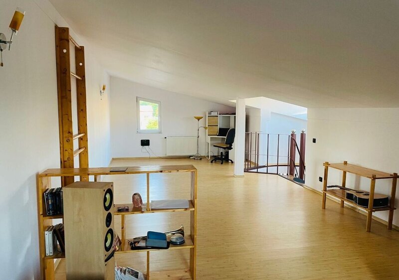 Colentina casa single 4 camere si garaj